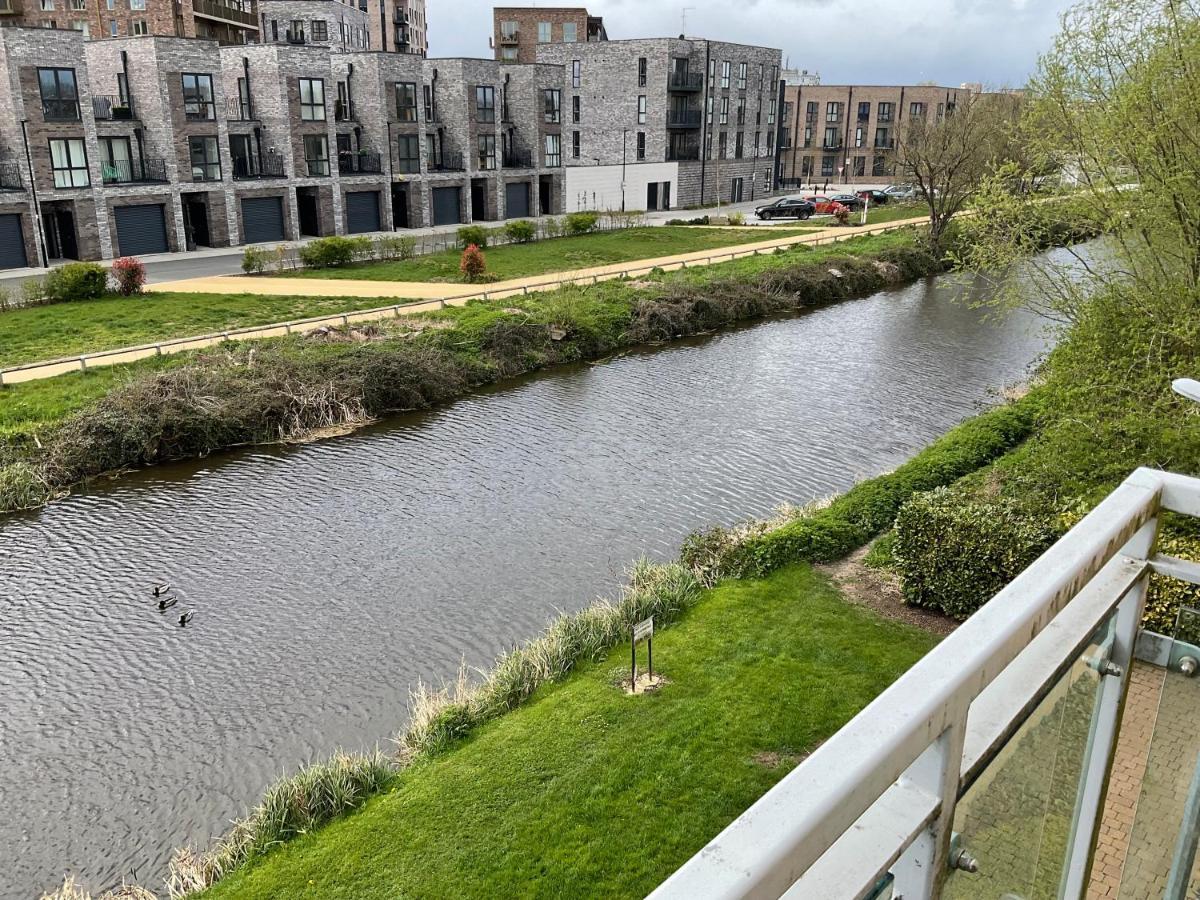 Beautiful Riverview Apartment Челмсфорд Экстерьер фото