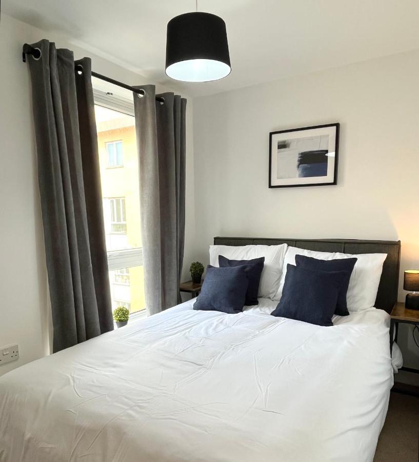 Beautiful Riverview Apartment Челмсфорд Экстерьер фото